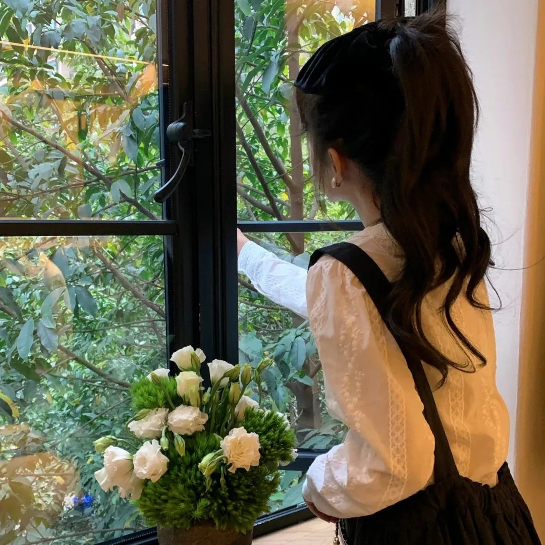 起立,老师好!